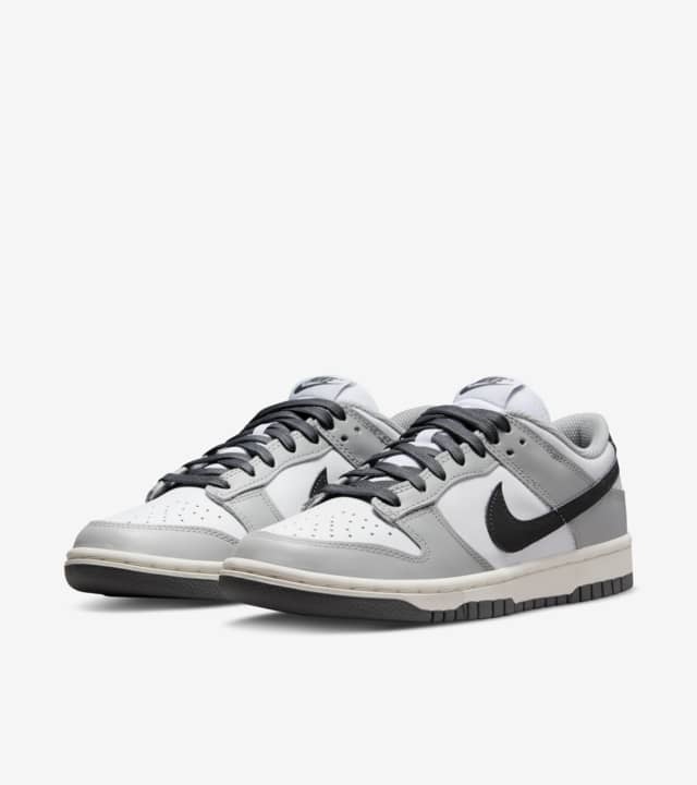 DD1503-117 giày nike dunk low light smoke grey chính hãng đến King Shoes