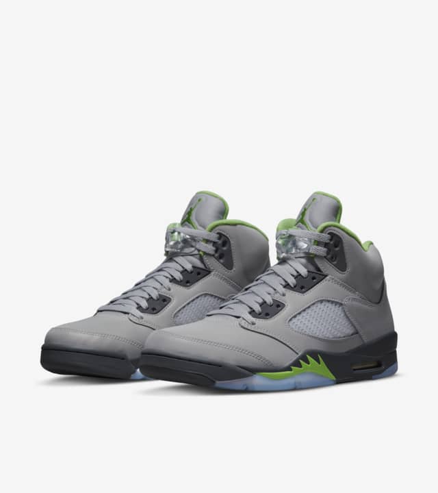 DM9014-003 giày nike air jordan 5 green bean chính hãng đến King Shoes