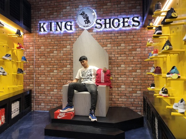 Top 10 shop giày thời trang nam thương hiệu giá cực sốc gần Vũng Tàu đến King Shoes