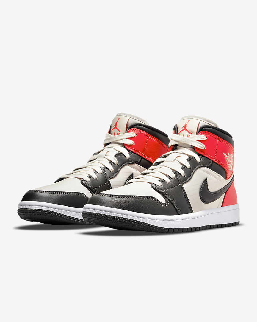 DQ6078-100 giày nike air jordan 1 mid se chính hãng đến King Shoes