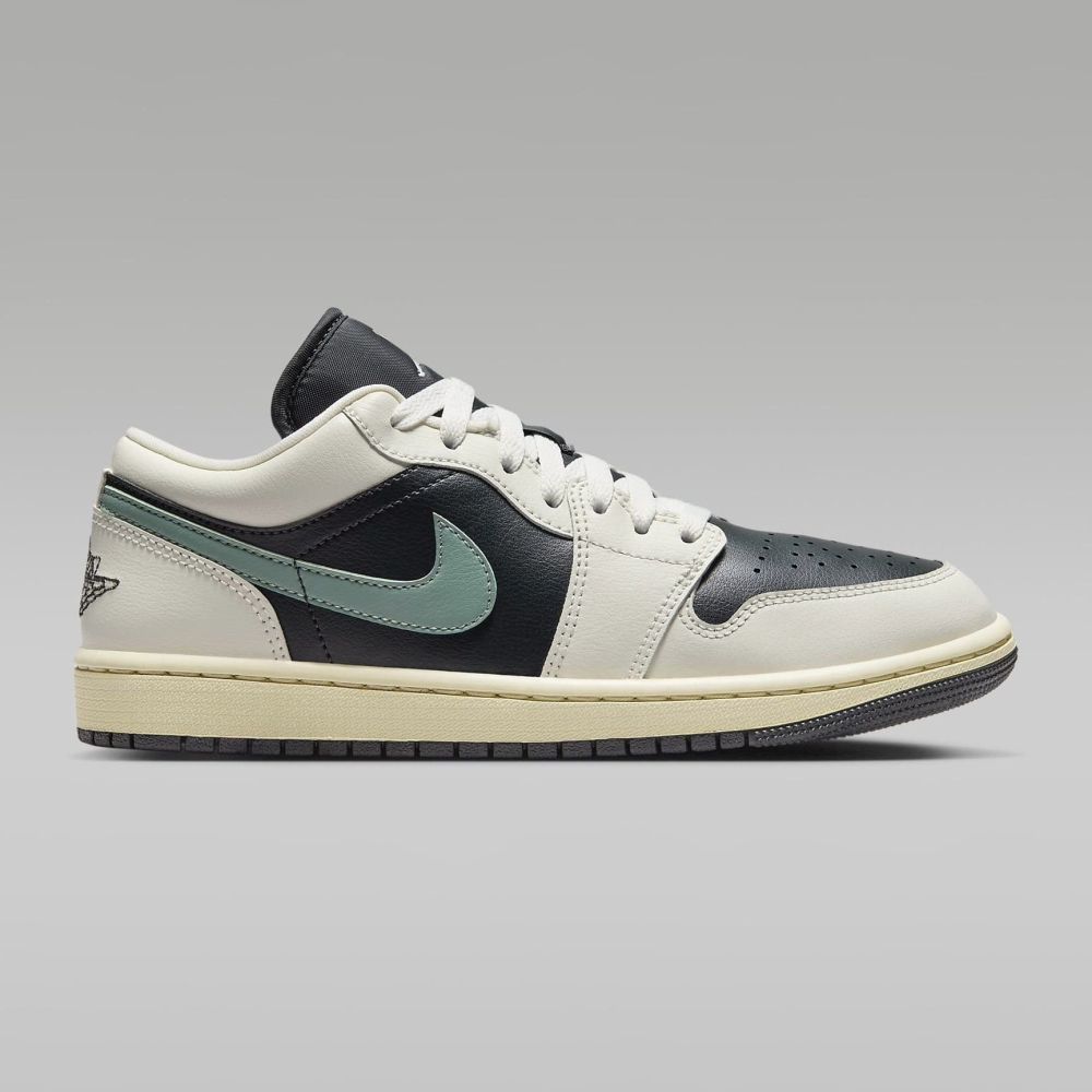 AIR JORDAN 1 LOW 'JADE SMOKE'