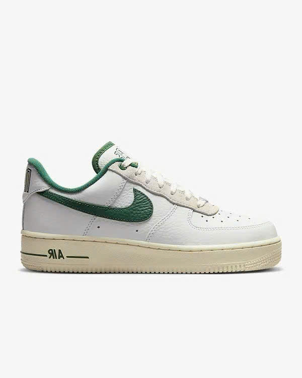 AIR FORCE 1 LX