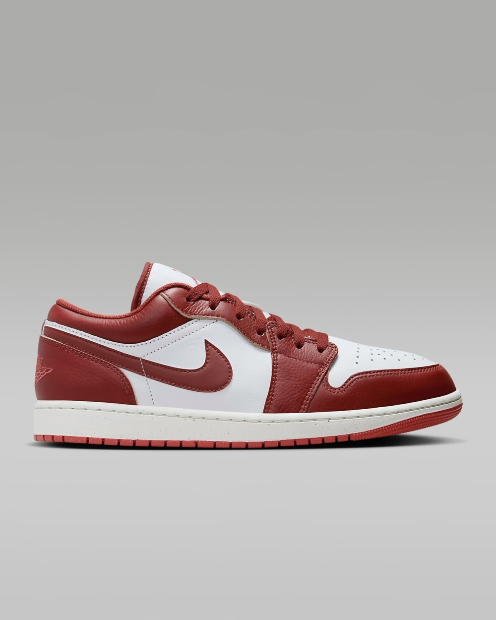 NIKE AIR JORDAN 1 LOW DUNE RED