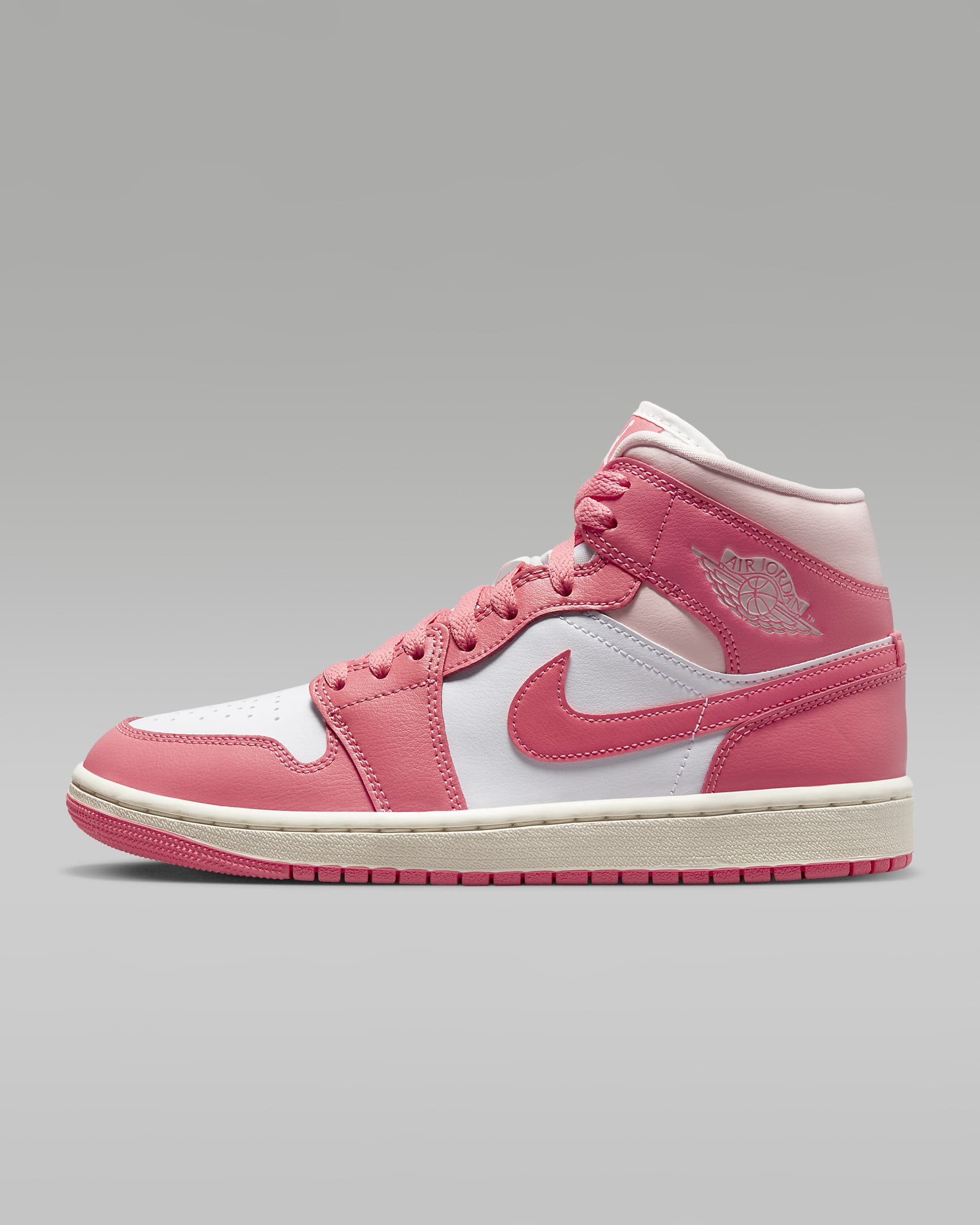 top-10-shop-giay-sneaker-quan-11-uy-tin-hang-hieu-2025