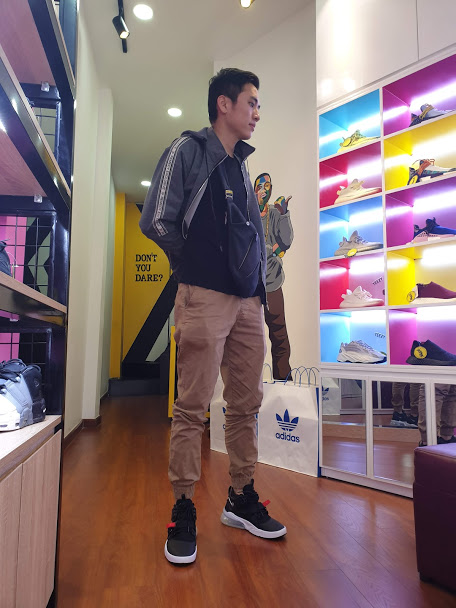 tan-phu-mua-giay-nike-adidas-2025-chinh-hang-o-dau-den-king-shoes