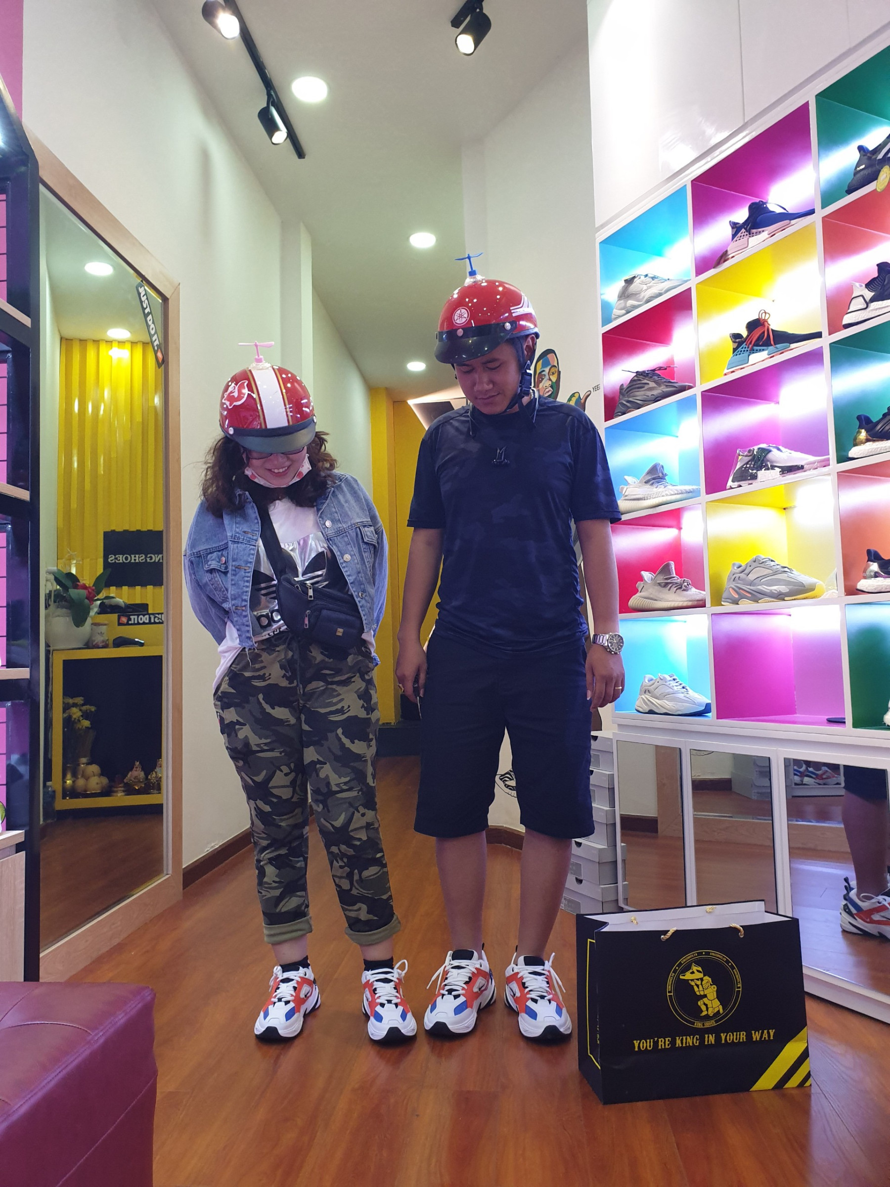 giay-adidas-nike-shop-my-tho-hang-hieu-chinh-hang-2025