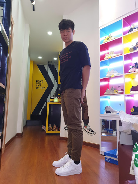 shop-giay-nike-hang-hieu-quan-tan-phu-chinh-hang-2025