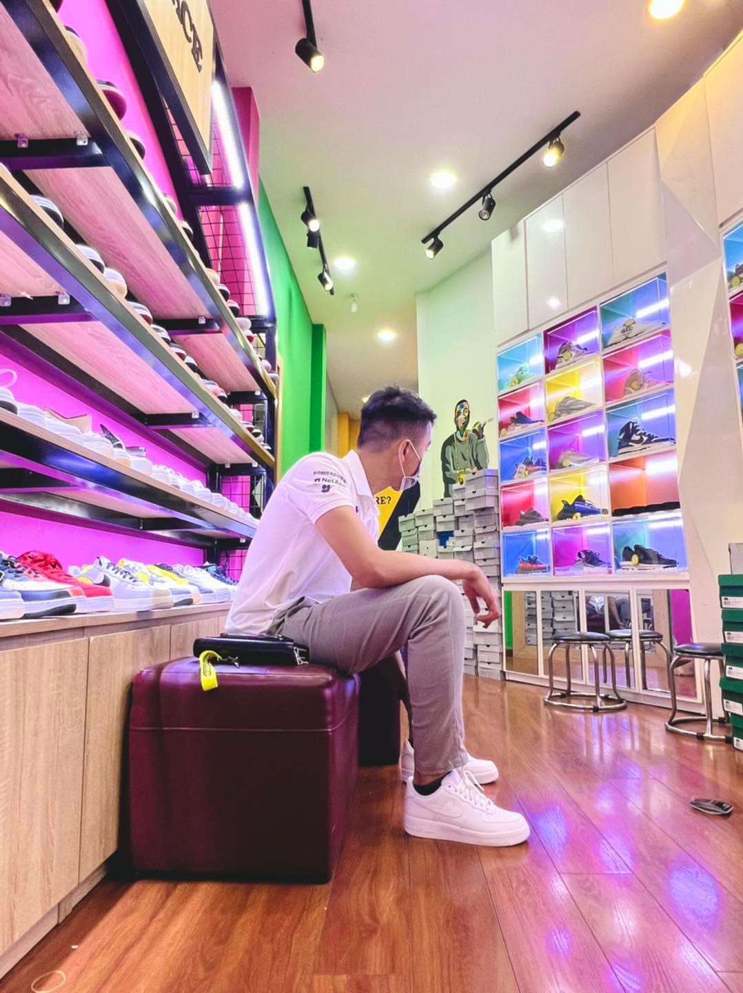 shop-giay-sneaker-chinh-hang-100-authentic-tai-phuong-vinh-hoi