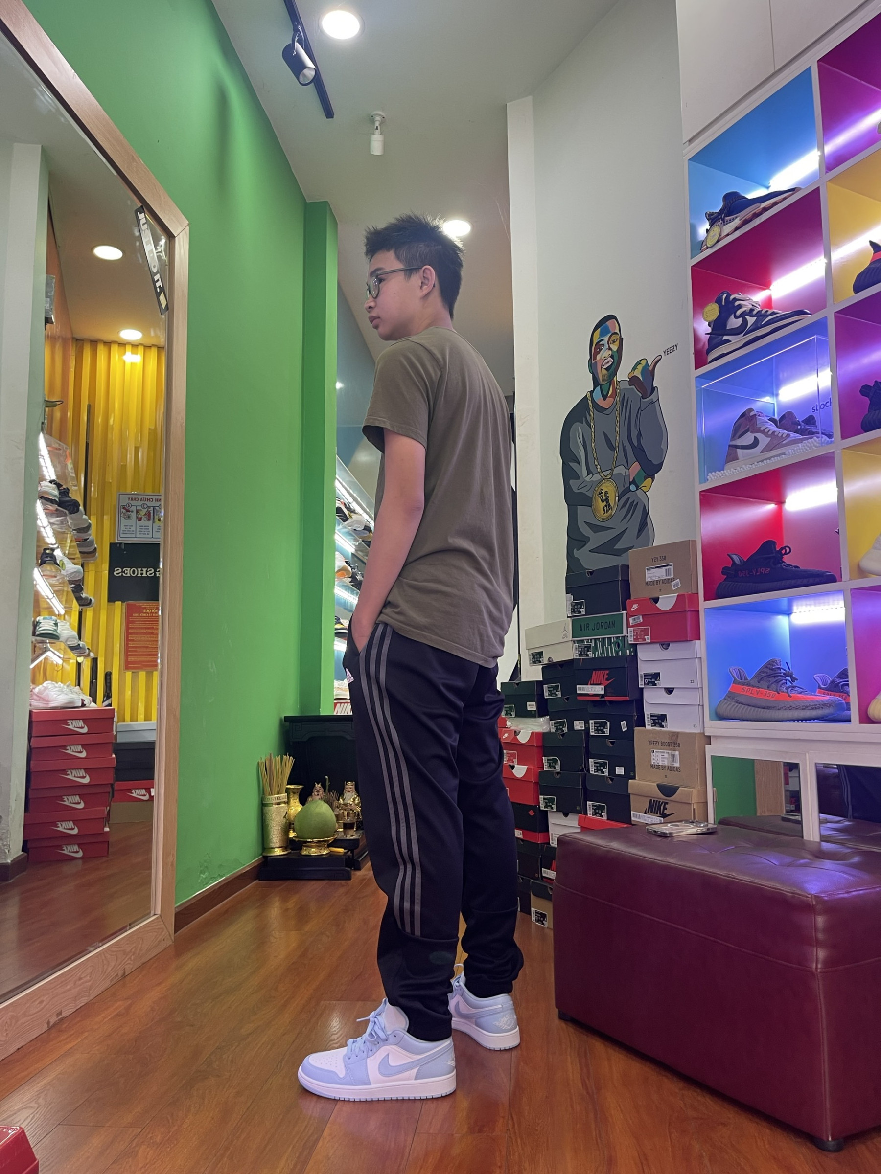 Quận 6 shop giày chạy bộ adidas/ nike chính hãng ở đâu? đến KING SHOES