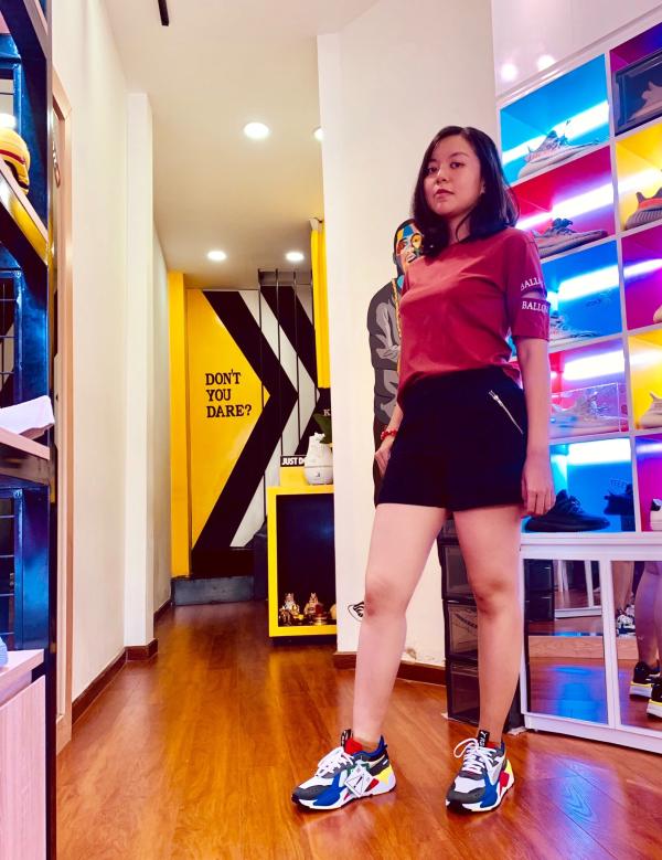 back-to-school-mua-giay-sneaker-cho-hoc-sinh-sinh-vien-den-truong