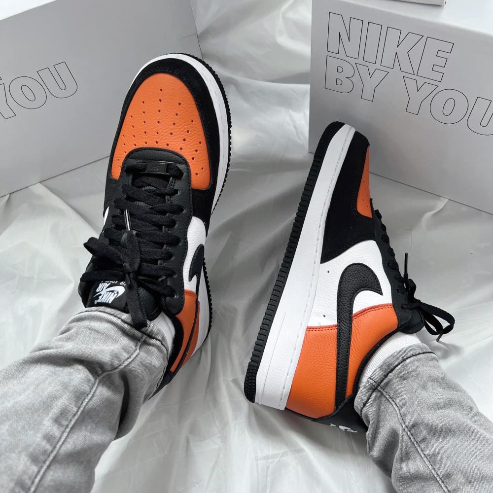 quan-11-mua-giay-sneaker-hang-hieu-chinh-hang-uy-tin-o-dau