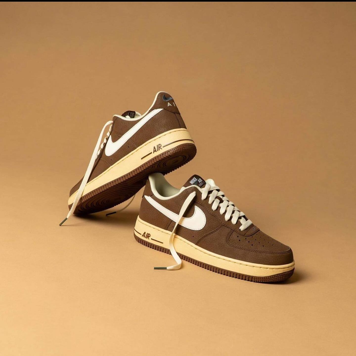 quan-binh-thanh-mua-giay-sneaker-hang-hieu-chinh-hang-uy-tin-o-dau