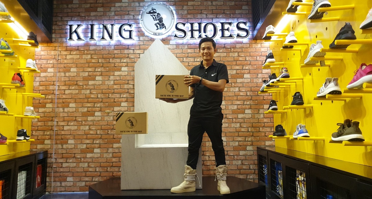Dịch vụ vệ sinh giày Sneaker chuyên nghiệp tại Tân Bình - Kingshoesvn