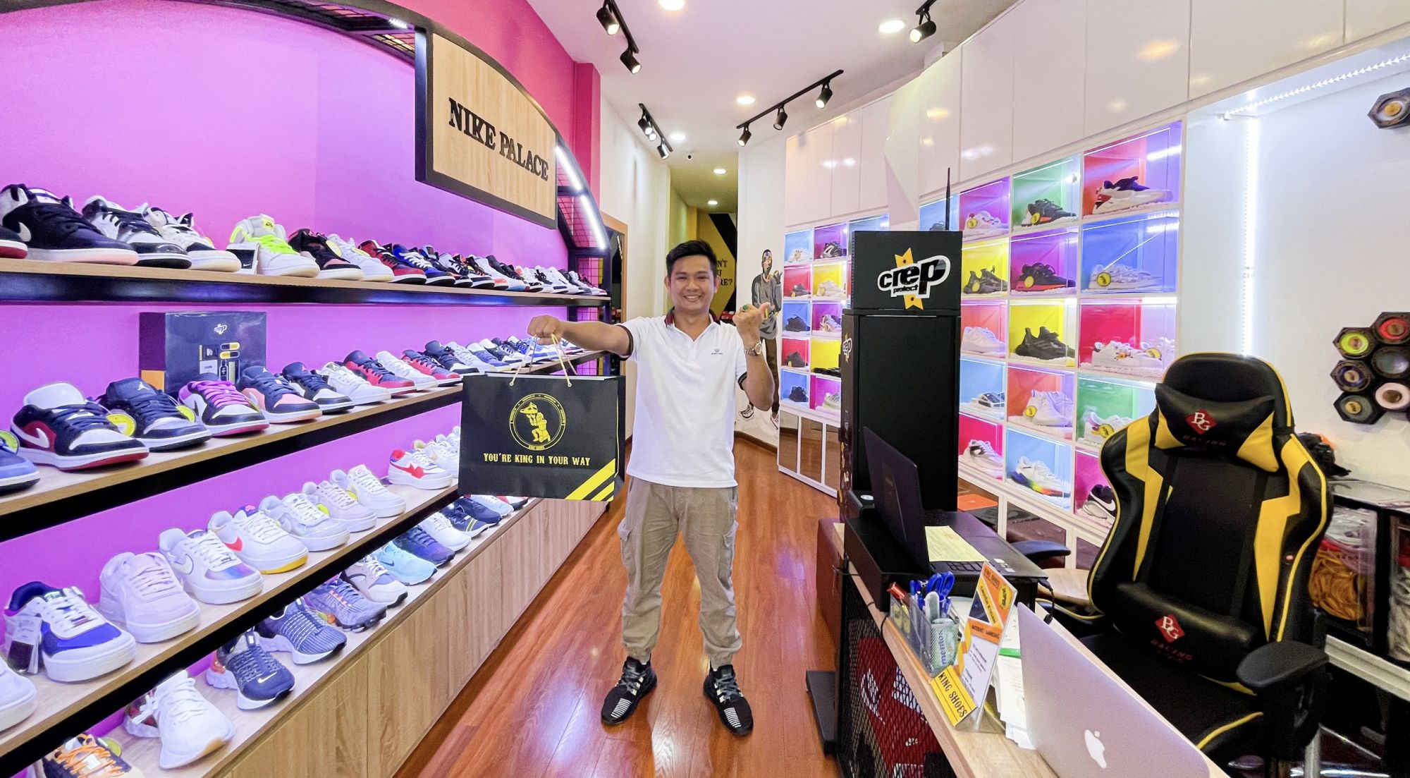 Nha Trang -Khánh Hoà mua giày chạy bộ adidas -nike chính hãng uy tín nhất đến king shoes sneaker real HCM